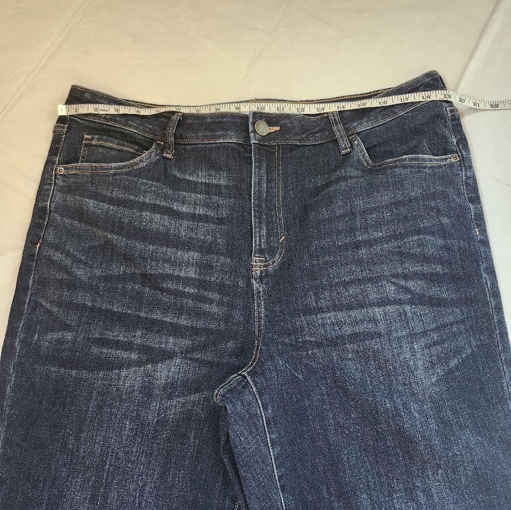 Sonoma Size 16w - Picture 4 of 9